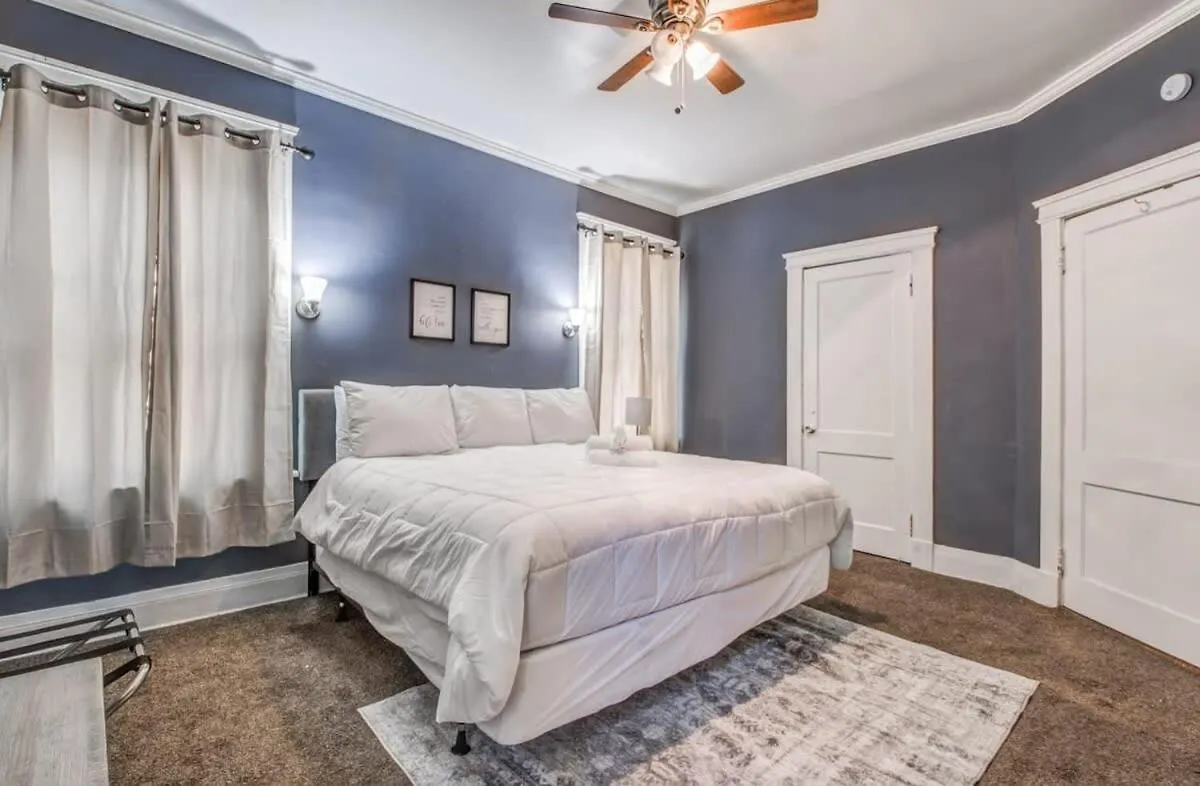 Vila The Big Gray Hideaway Memphis