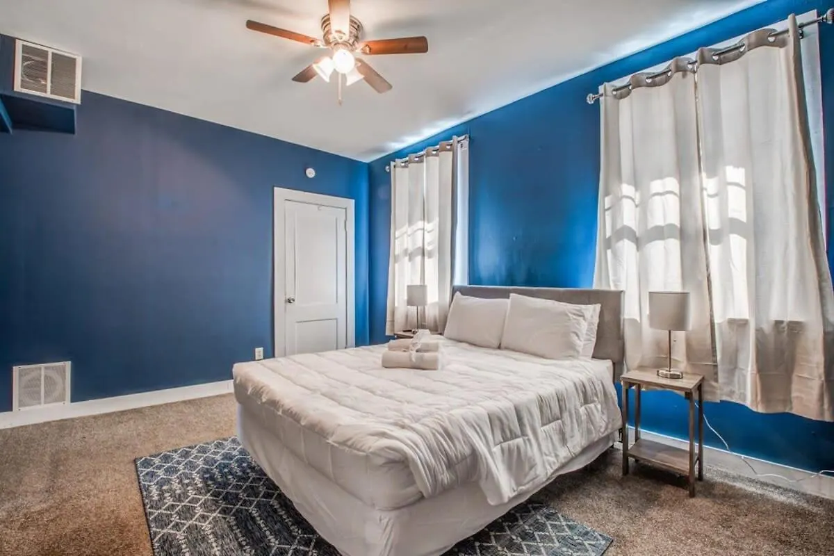Vila The Big Gray Hideaway Memphis USA